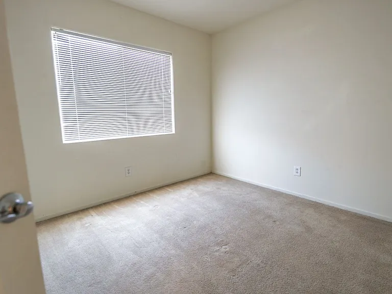 9440 Crimson Sky St — Photo 19