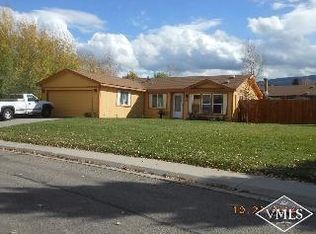 105 Pine Pl, Gypsum, CO 81637