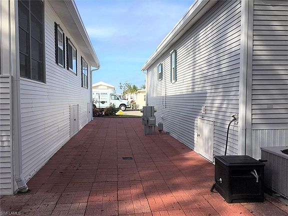 4th image of 27 Bass Ln #27