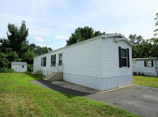 17 Norwich Pl, Londonderry, NH 03038