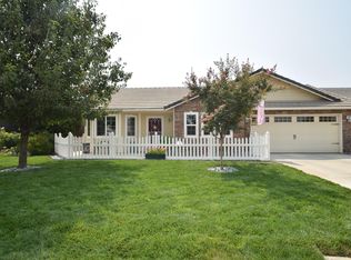 4313 E Hillcrest Ave, Visalia, CA