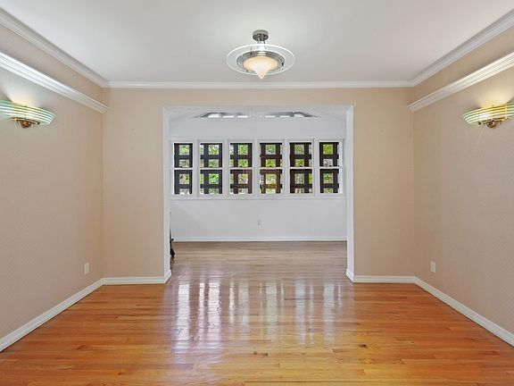5th image of 7360 SW 136th St