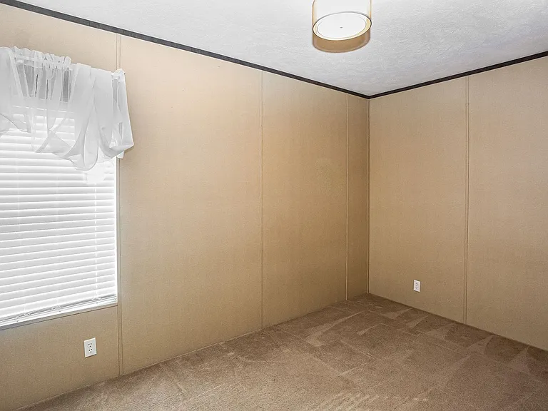 106 Barkley Ln — Photo 15