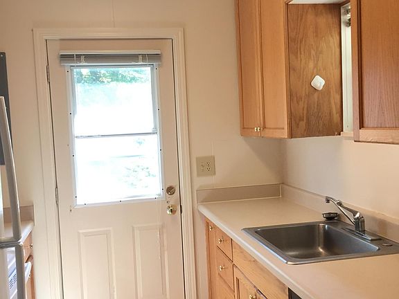5th image of 4740 Ravenna Ave NE #A