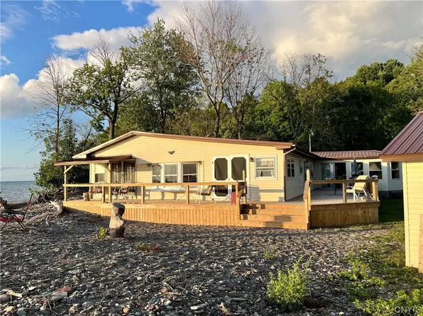 15601 Fire Ln #1, Sterling, NY 13156