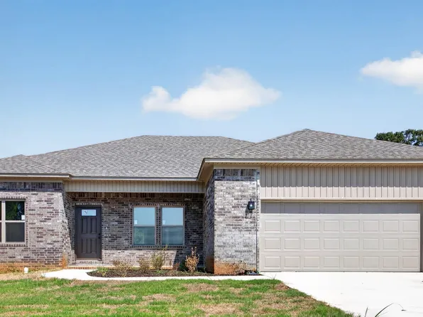 2020 Skylark Dr, Beebe, AR 72012