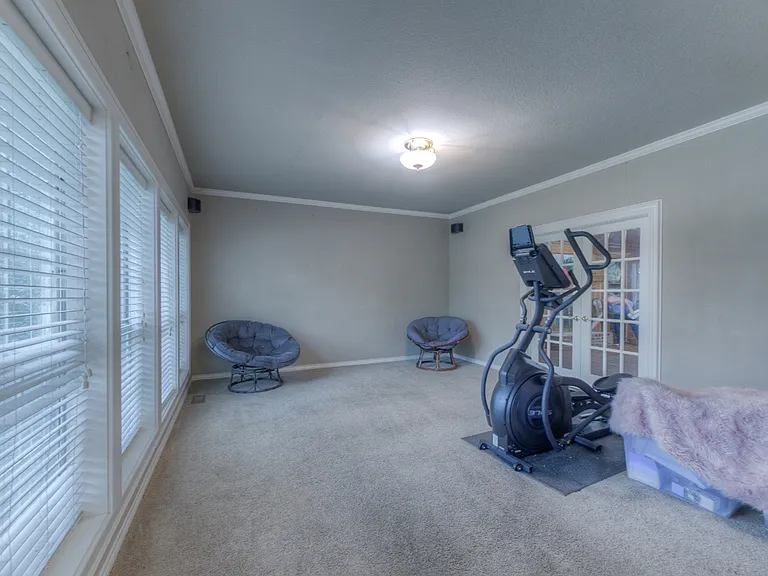 8632 S Braden Ave — Photo 13