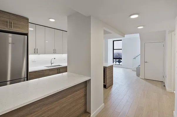 Rented by The Moinian Group | media 4