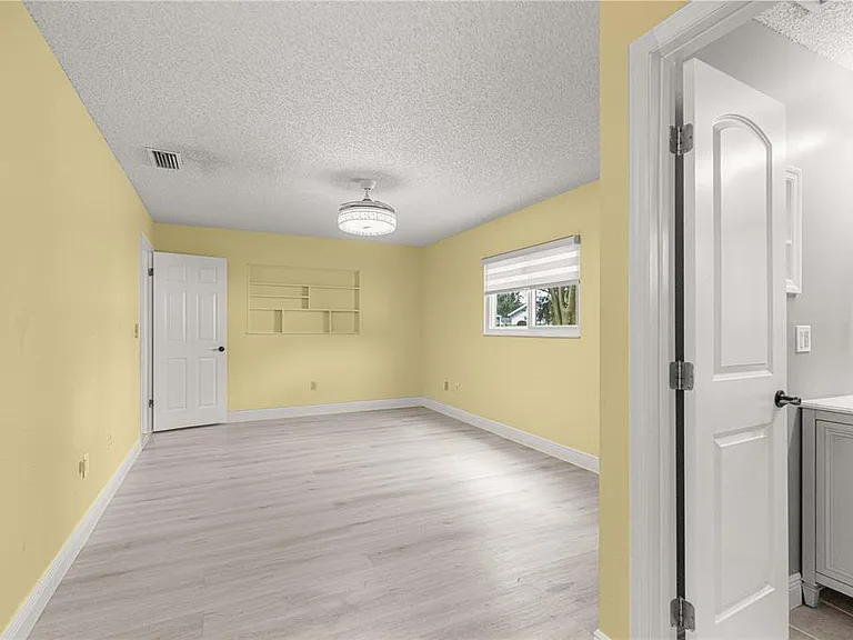 8470 SW 107th Pl — Photo 25