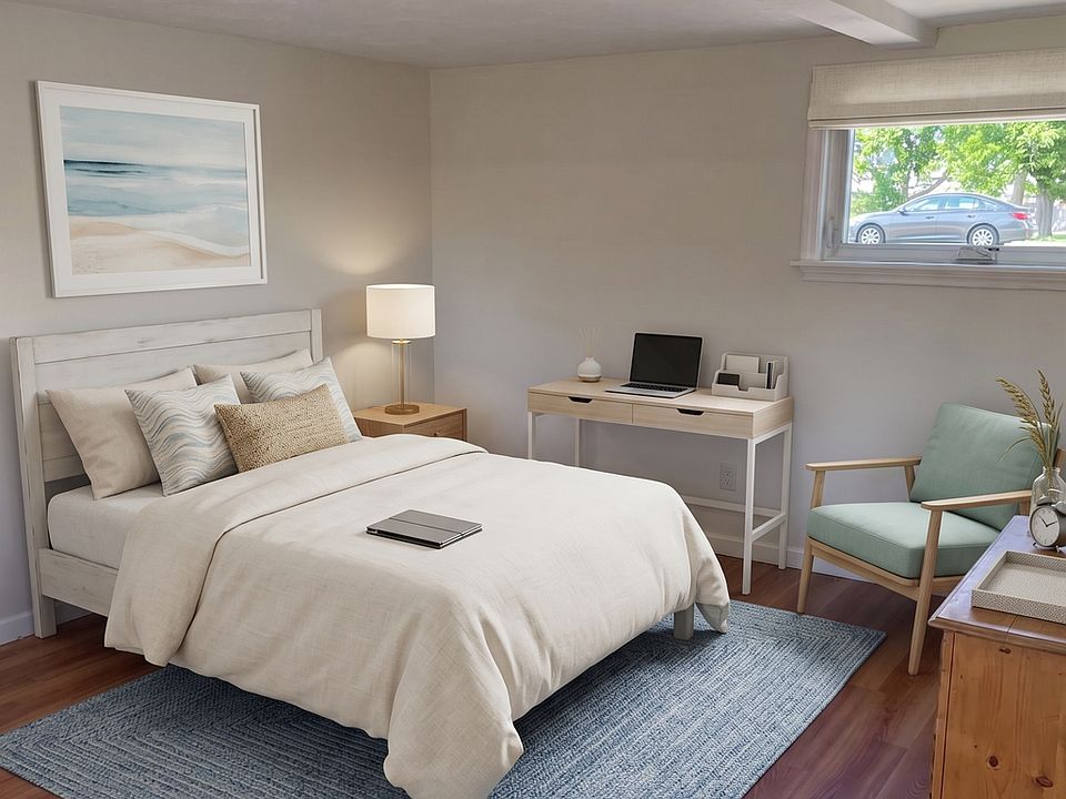 1st image of 576 Main St APT 1A