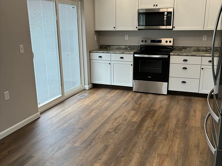 103 Rosewood Dr — Photo 8