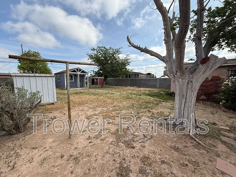 3728 Holley Ave — Photo 28