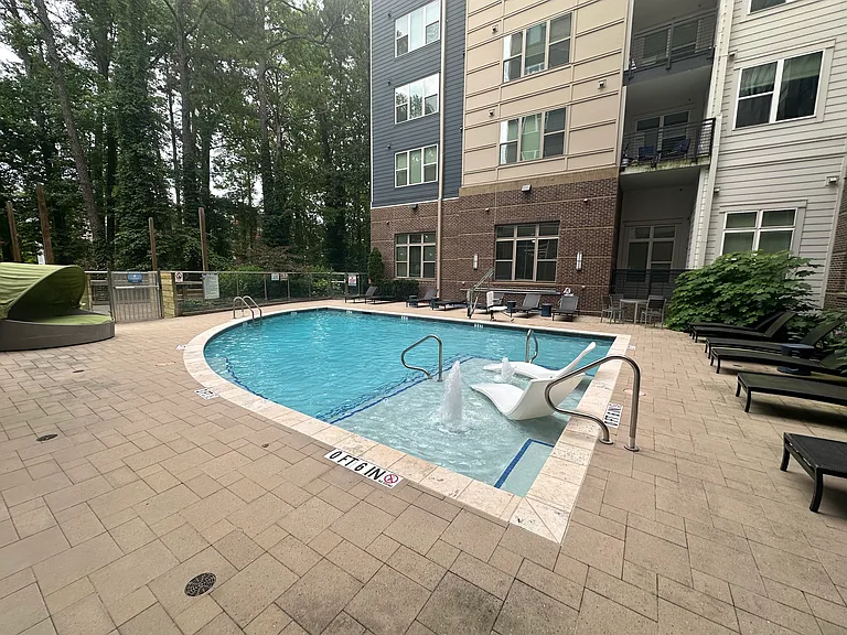 2608 Erwin Rd #403 — Photo 24
