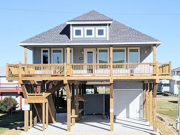 2nd image of 950 Tidelands Dr
