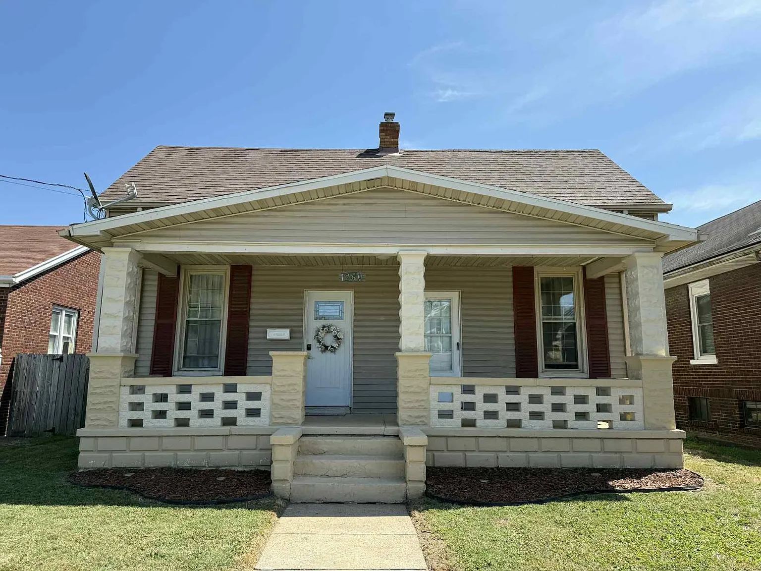 1240 Main St photo 1