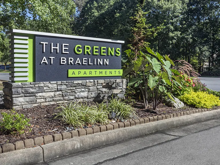The Greens at Braelinn — Photo 37