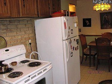 4th image of 713 East Dr