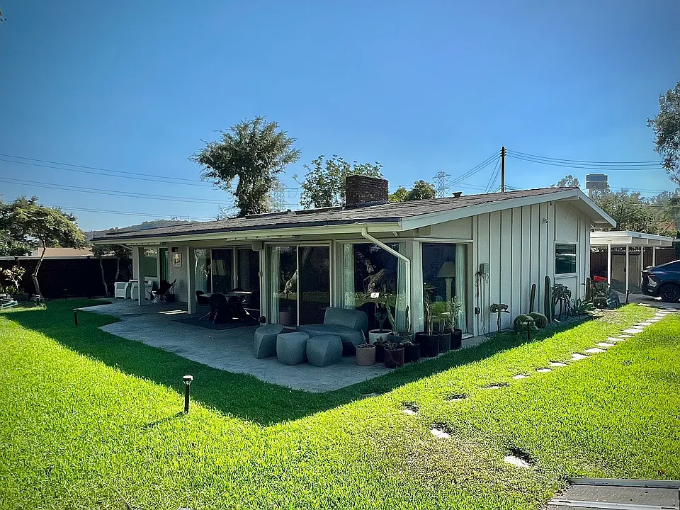 646 Hazel Ave #B