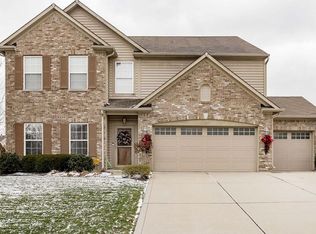 11335 Niagara Dr, Fishers, IN 46037