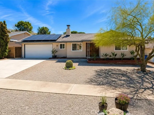 35635 Panorama Dr, Yucaipa, CA 92399