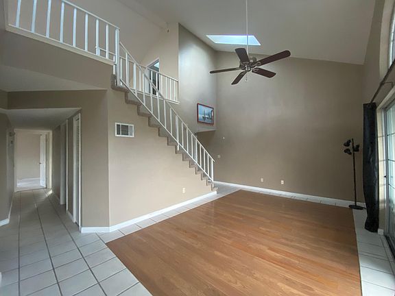 2nd image of 4895 Lake Waterford Way W APT 4