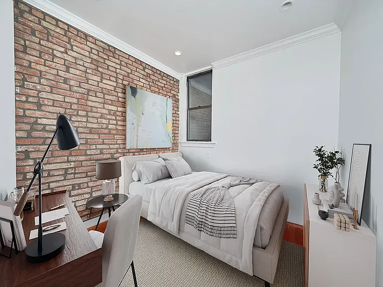 233 E 82nd St #3B — Photo 2
