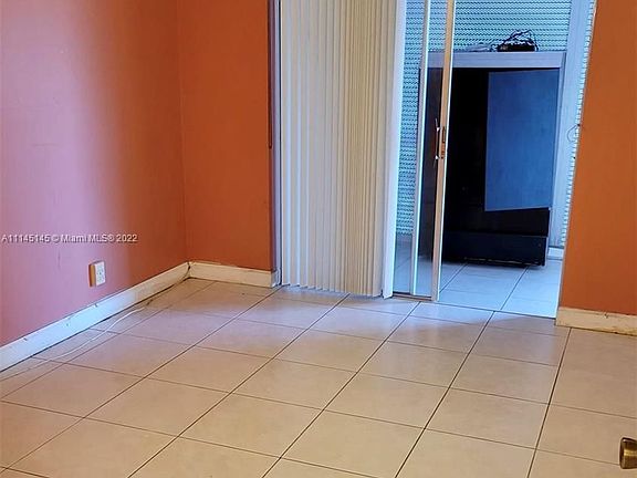 4th image of 600 Village Green Cir APT 308