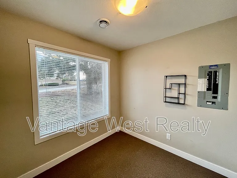 2442 Last Rd — Photo 21
