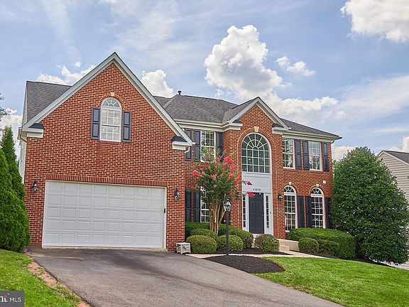 3rd image of 14685 Pennshire Dr