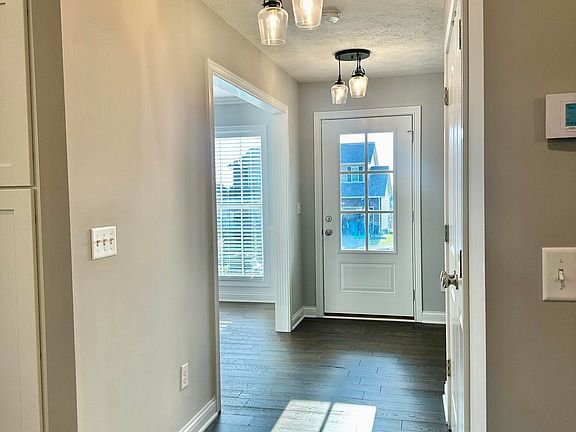4th image of 305 Butterfield Dr