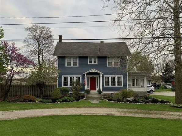 427 E Main St, Woodville, OH 43469
