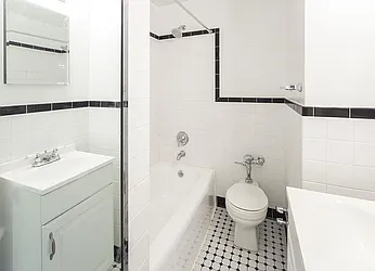 Rented by Warburg