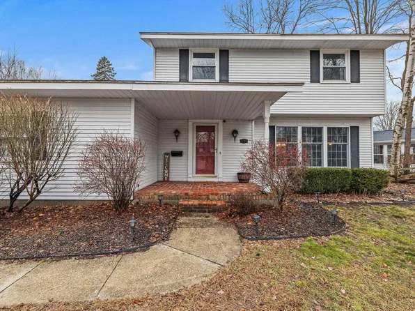 3713 Lawndale Dr, Midland, MI 48642