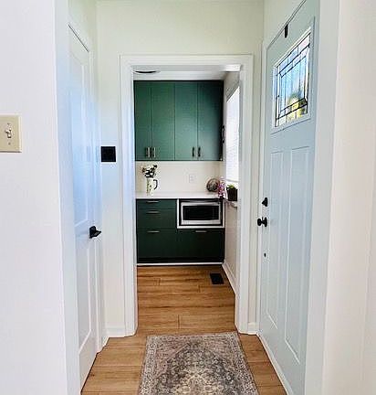 5th image of 20 Newton St
