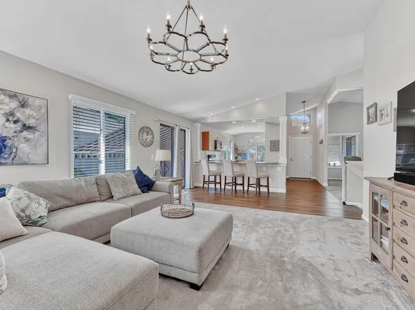 8040 E Dartmouth Ave Unit 23, Denver, CO 80231