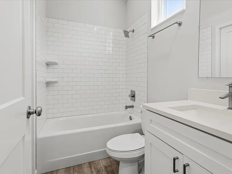 516 SW 7th Pl — Photo 10