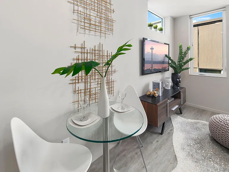 Avala Apartments — Photo 6