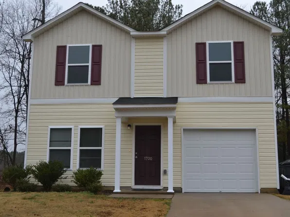 1700 Bridgewood Rd, Rocky Mount, NC 27804