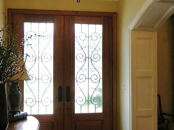 obscured glass for privacy