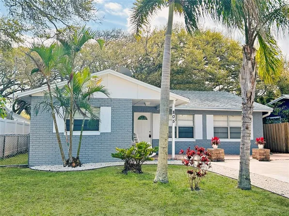 805 E 17th Ave, New Smyrna Beach, FL 32169