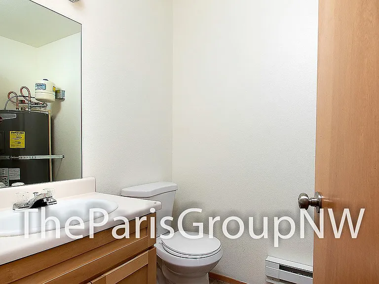 2106 S 107th St #A2 — Photo 18