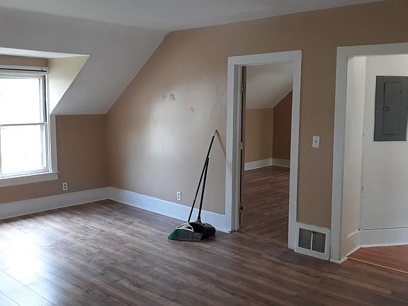 3rd image of 1203 White St #B