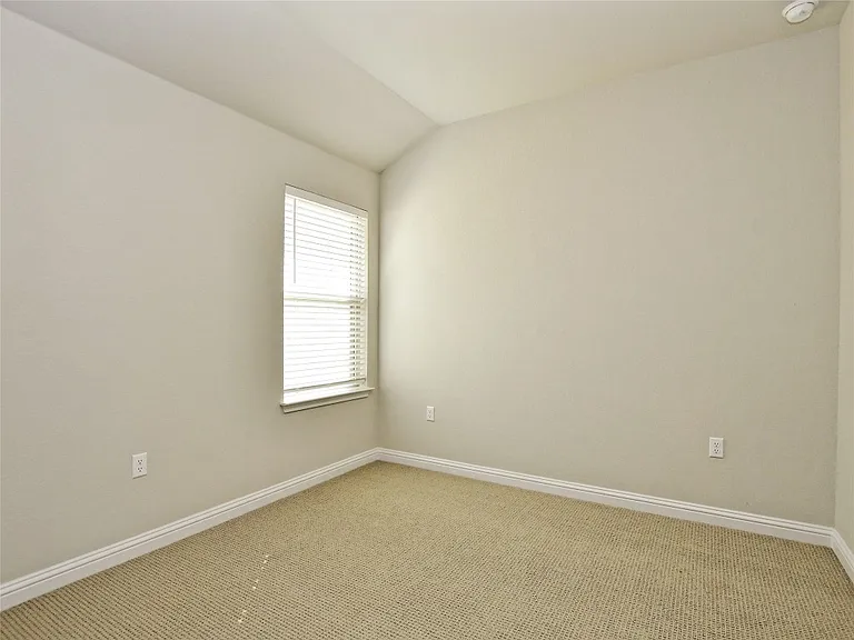 8205 Cottage Rose Dr — Photo 23