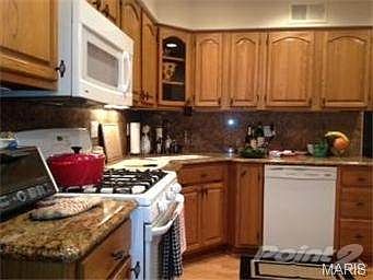 3rd image of 9245 Laramie Dr