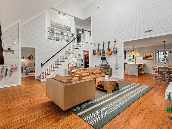 2nd image of 1198 Ambling Way