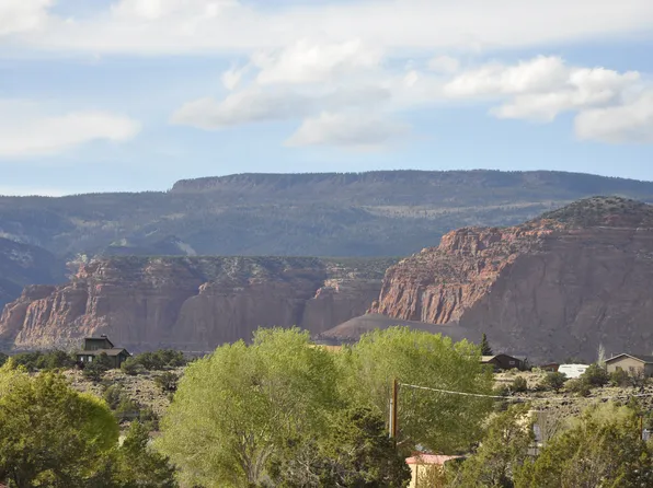 175 S Highway 12 Hwy Suite E, Torrey, UT 84775
