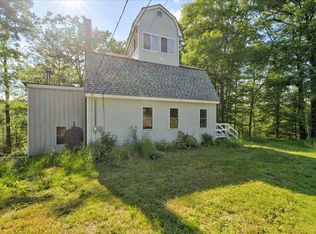 118 Toddy Pond Ln, Brooks, ME 04921
