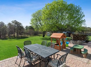 656B Hamilton Ave, Westhampton Beach, NY 11978