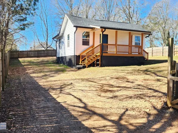 4 Arnco Second St, Newnan, GA 30263