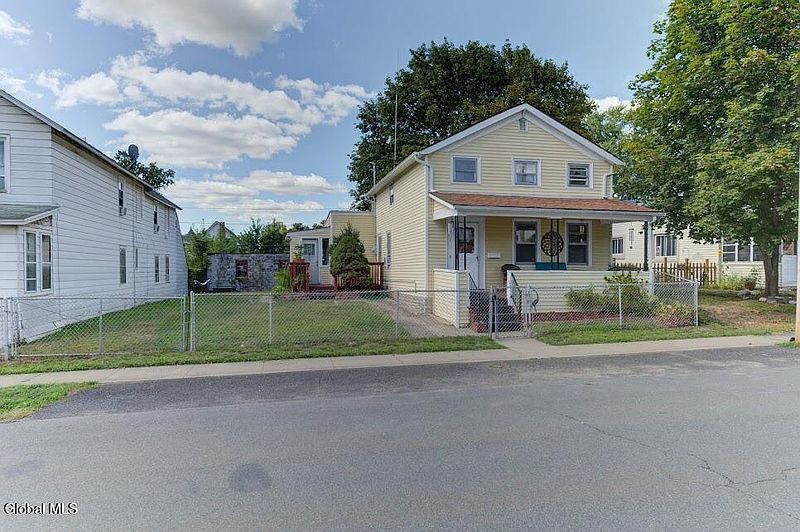 2nd image of 777 4th Avenue